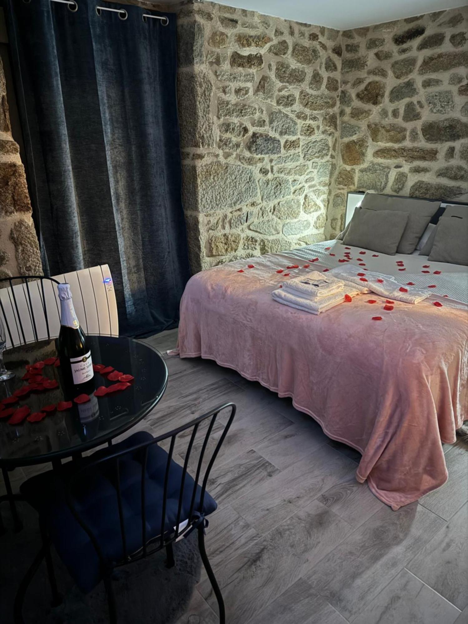 פרמוסל La Casita De Los Arribes מראה חיצוני תמונה