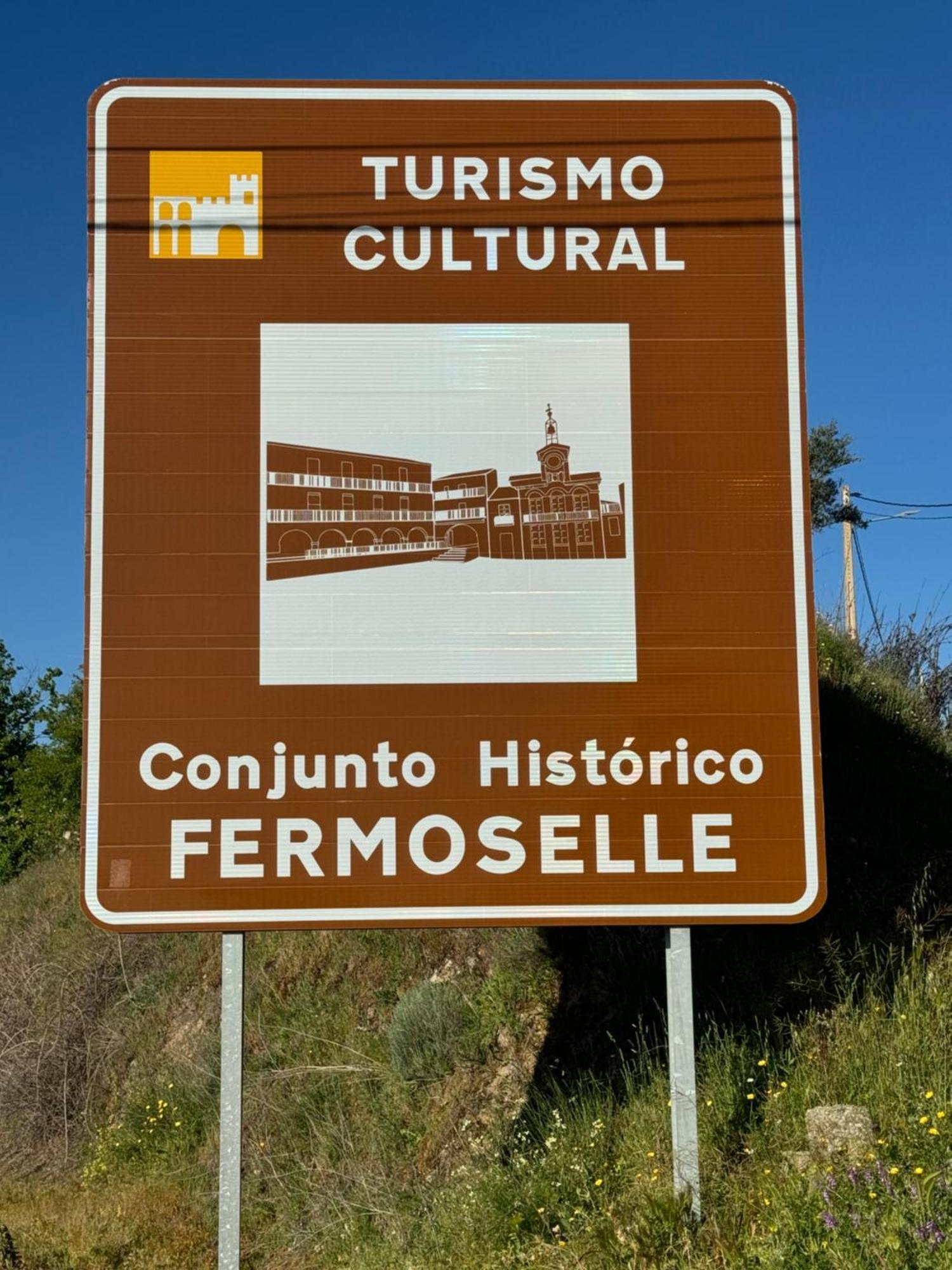 פרמוסל La Casita De Los Arribes מראה חיצוני תמונה